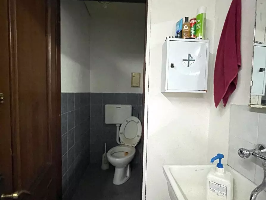 Immagine 18 di Capannone industriale in vendita  a Vezzano Ligure