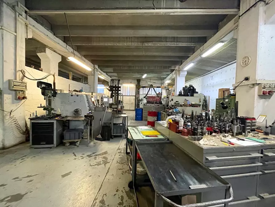 Immagine 7 di Capannone industriale in vendita  a Vezzano Ligure