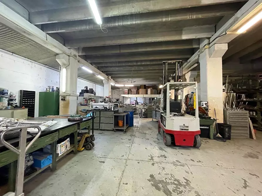 Immagine 6 di Capannone industriale in vendita  a Vezzano Ligure