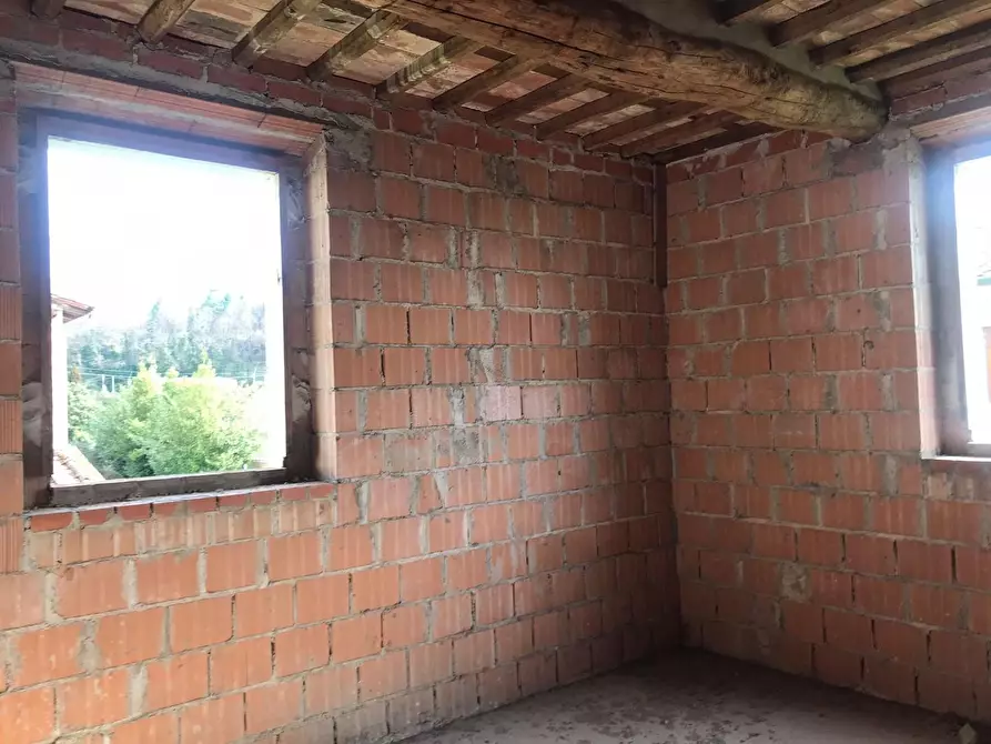 Immagine 6 di Villa in vendita  a Capannori