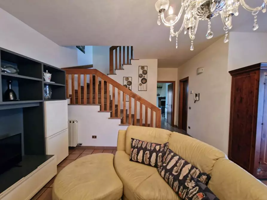 Immagine 4 di Villetta a schiera in vendita  a Santa Croce Sull'arno