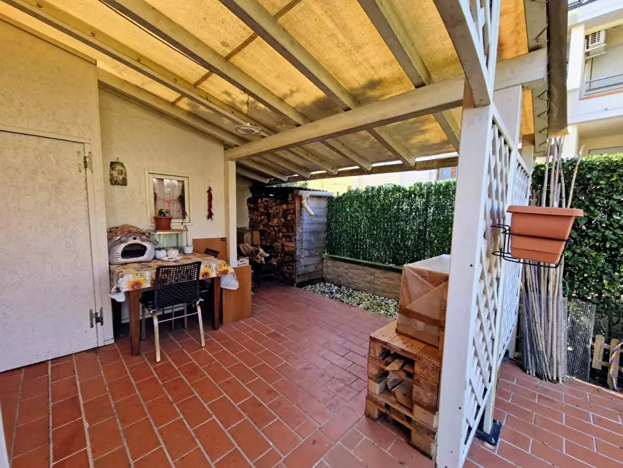 Immagine 21 di Villetta a schiera in vendita  a Santa Croce Sull'arno