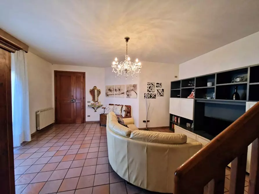 Immagine 5 di Villetta a schiera in vendita  a Santa Croce Sull'arno