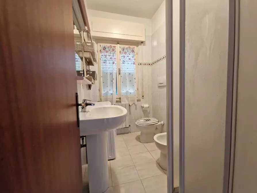 Immagine 12 di Appartamento in affitto  a Rosignano Marittimo