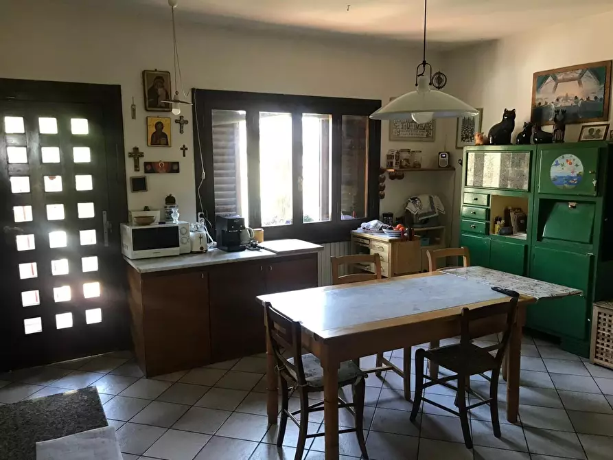 Immagine 24 di Villa in vendita  a Capannori