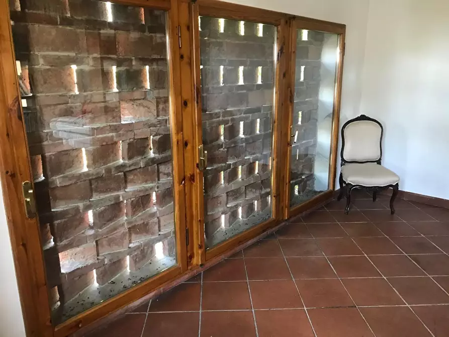 Immagine 34 di Villa in vendita  a Capannori