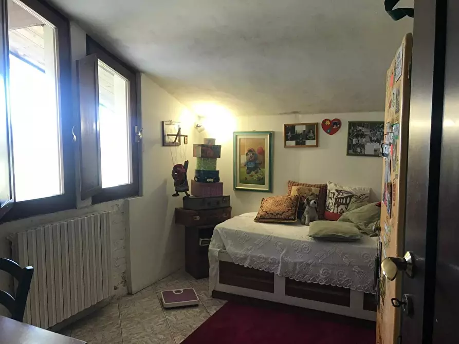 Immagine 26 di Villa in vendita  a Capannori