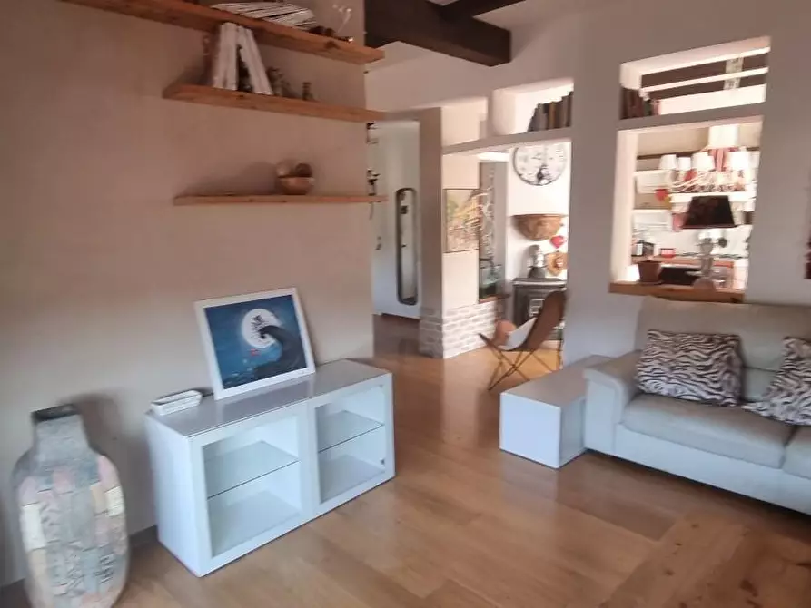 Immagine 9 di Appartamento in vendita  a Carrara