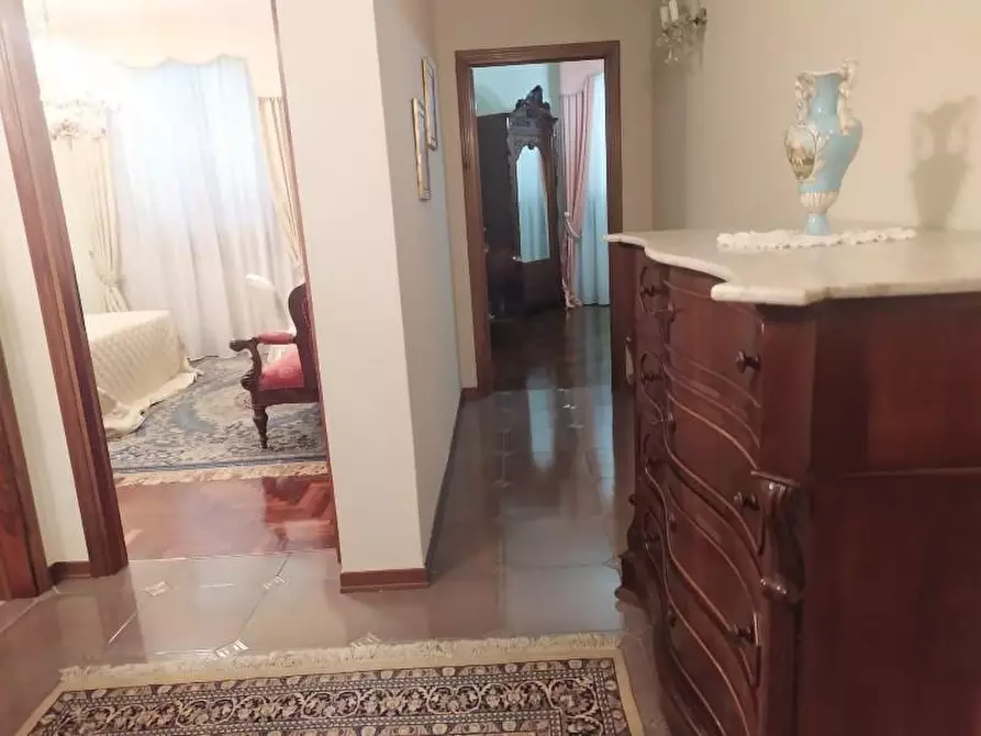 Immagine 9 di Villa in vendita  a Montopoli In Val D'arno