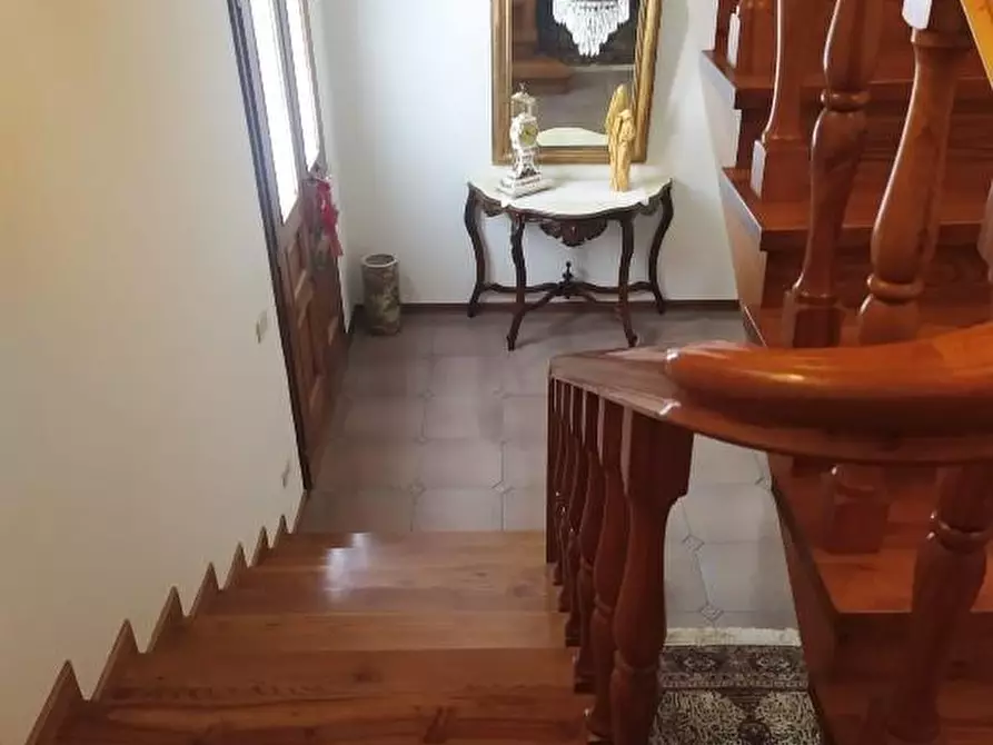 Immagine 5 di Villa in vendita  a Montopoli In Val D'arno