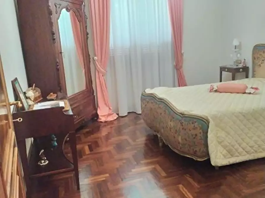 Immagine 18 di Villa in vendita  a Montopoli In Val D'arno