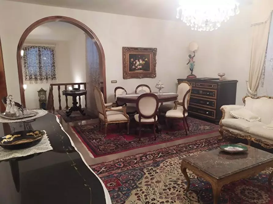 Immagine 6 di Villa in vendita  a Montopoli In Val D'arno