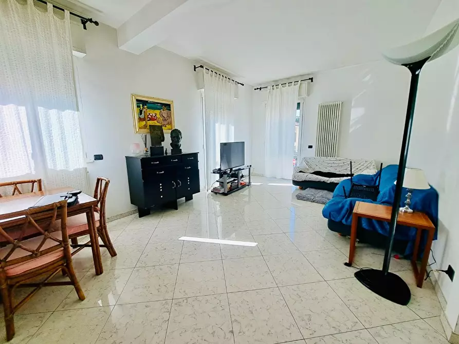 Immagine 8 di Appartamento in vendita  a Viareggio