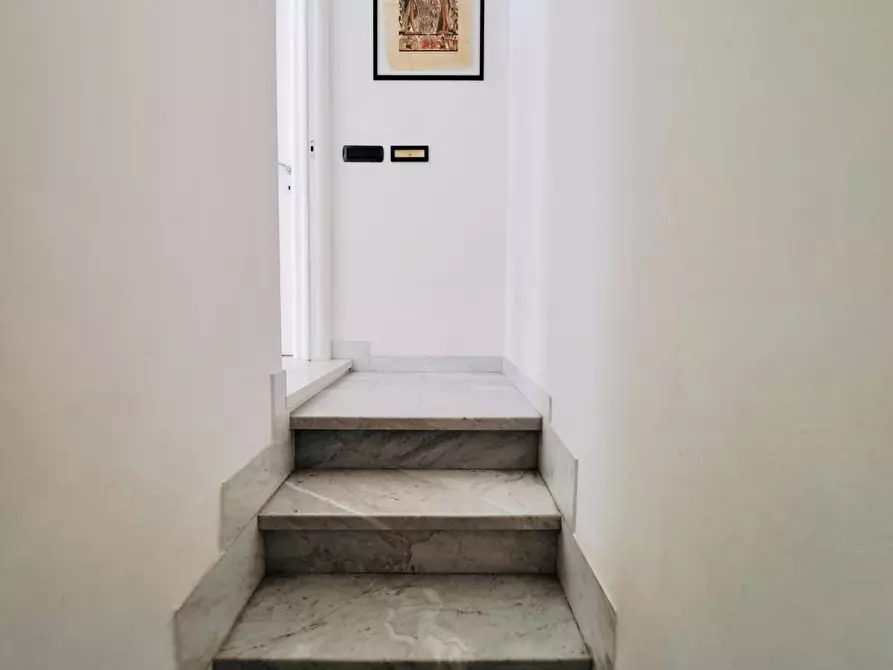 Immagine 7 di Appartamento in vendita  a Viareggio