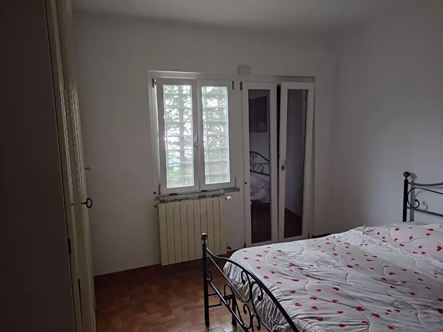 Immagine 8 di Casa indipendente in vendita  a Massa