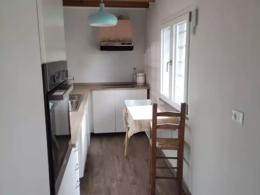 Immagine 5 di Casa indipendente in vendita  a Massa