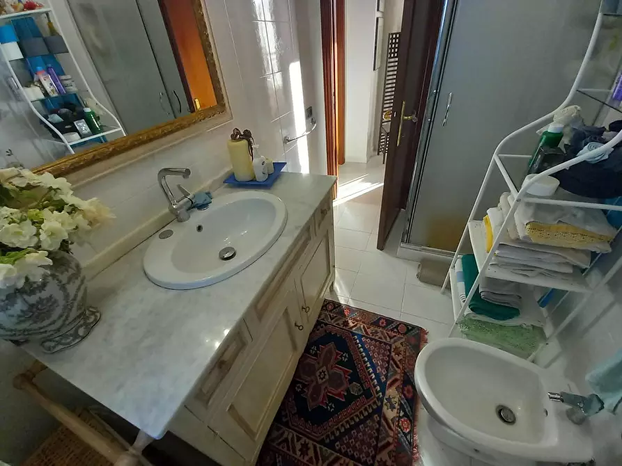 Immagine 31 di Appartamento in vendita  a Rosignano Marittimo