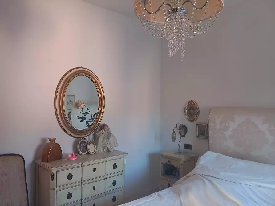 Immagine 18 di Appartamento in vendita  a Rosignano Marittimo