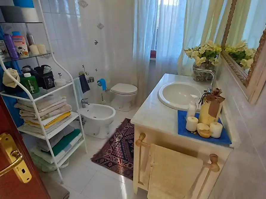 Immagine 45 di Appartamento in vendita  a Rosignano Marittimo