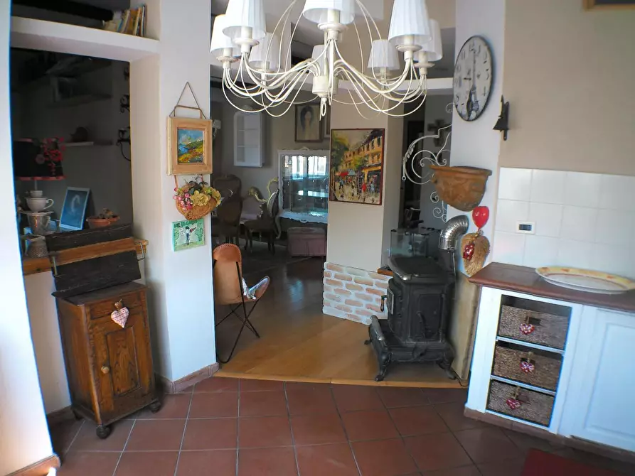 Immagine 14 di Appartamento in vendita  a Carrara