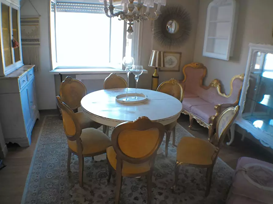 Immagine 8 di Appartamento in vendita  a Carrara