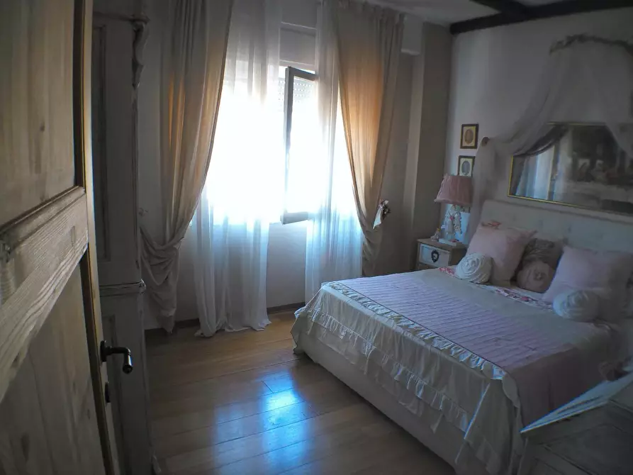 Immagine 25 di Appartamento in vendita  a Carrara