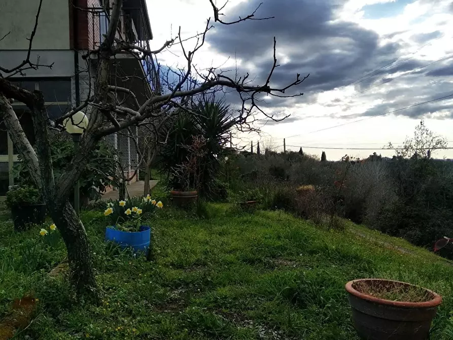 Immagine 2 di Casa indipendente in vendita  a Montopoli In Val D'arno