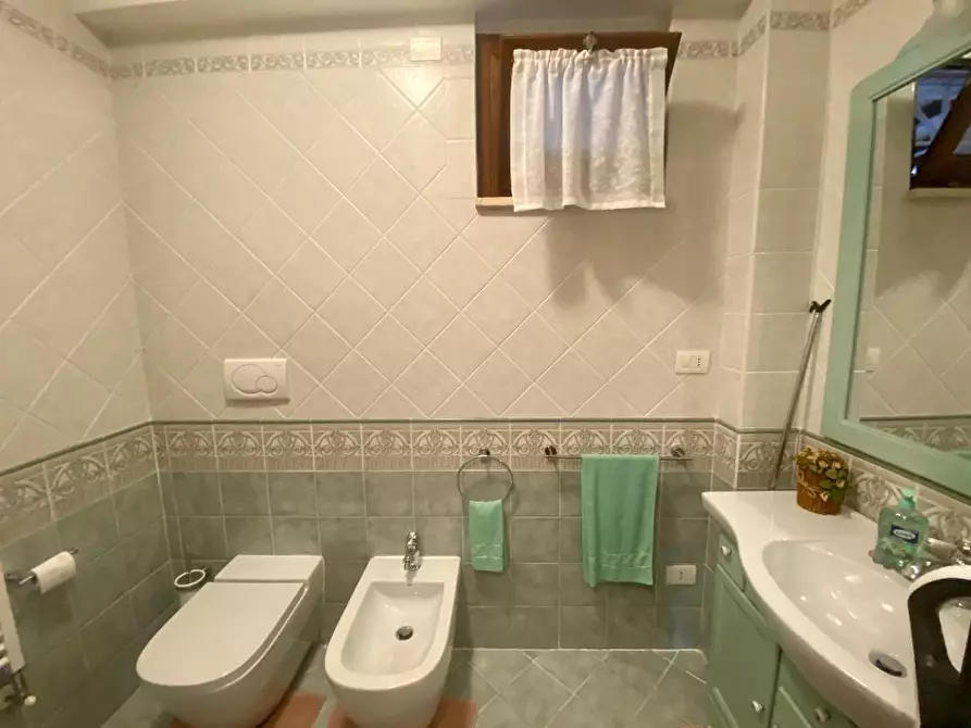 Immagine 35 di Porzione di casa in vendita  a Monteriggioni