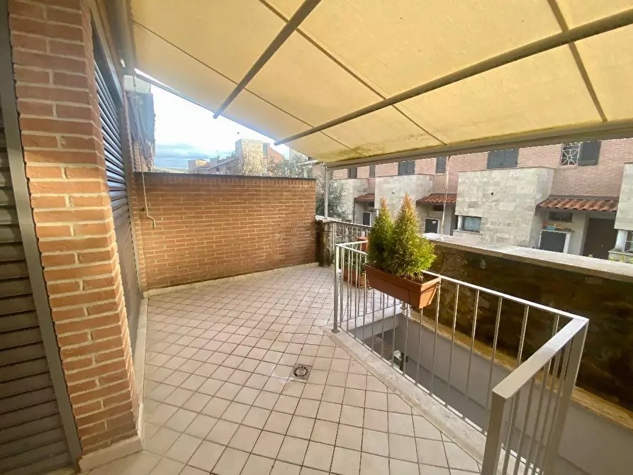 Immagine 10 di Porzione di casa in vendita  a Monteriggioni