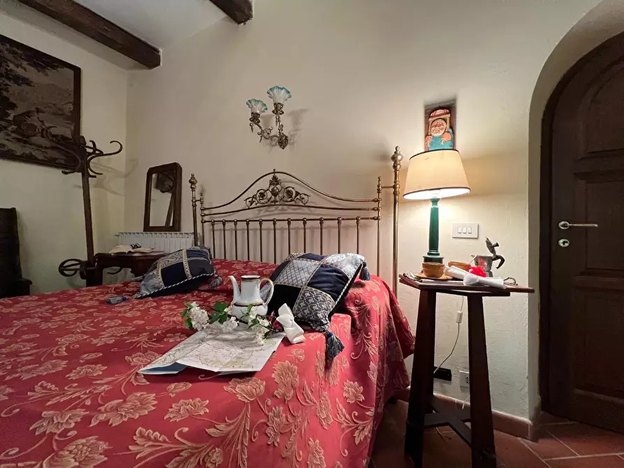 Immagine 53 di Villa in vendita  a Villafranca In Lunigiana