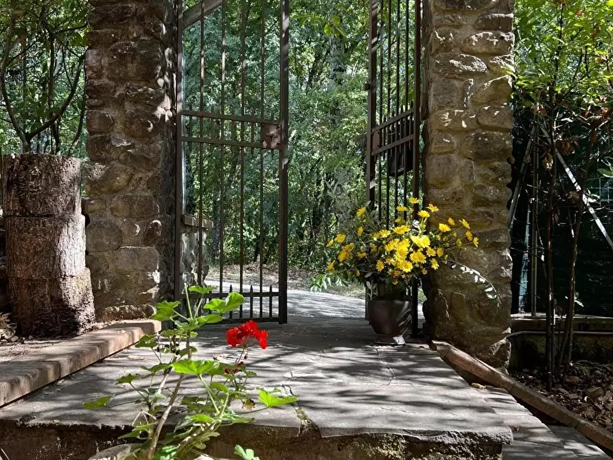 Immagine 86 di Villa in vendita  a Villafranca In Lunigiana