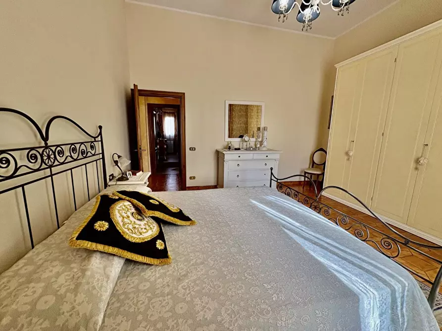 Immagine 11 di Appartamento in vendita  a Castelfiorentino