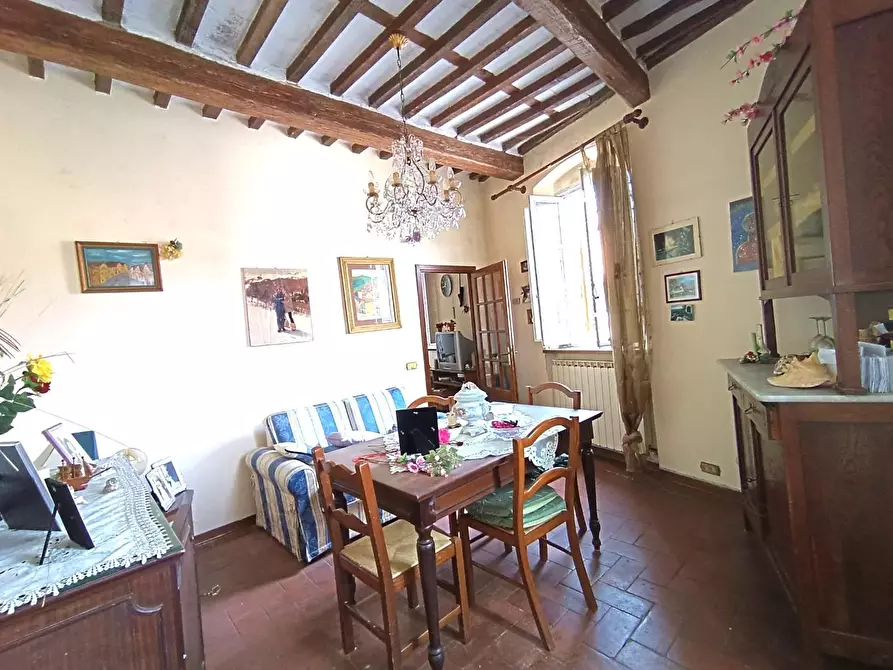 Immagine 2 di Terratetto in vendita  a Lucca