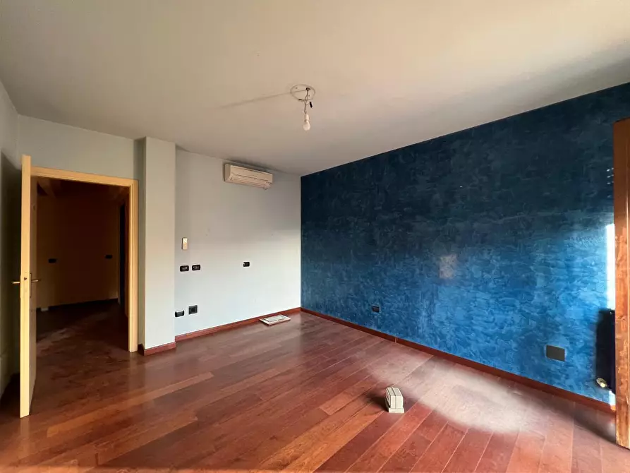 Immagine 5 di Ufficio in vendita  a Vinci