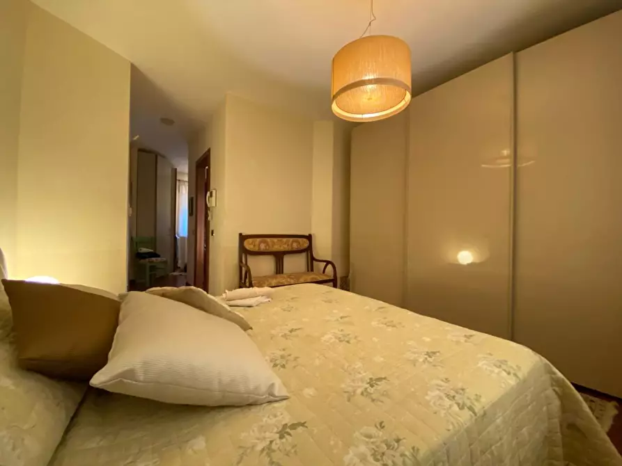 Immagine 10 di Villa in vendita  a Sarzana