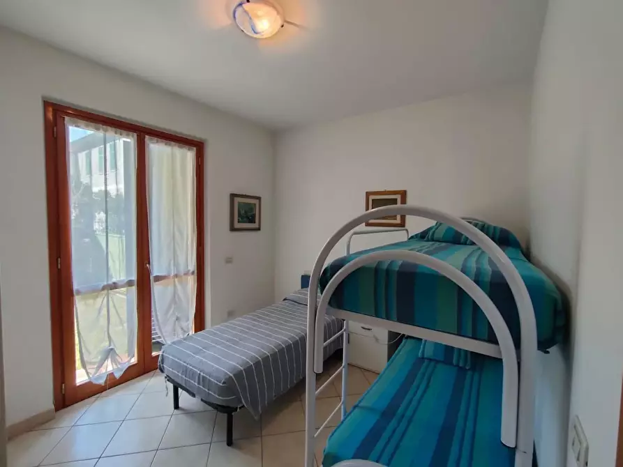 Immagine 9 di Appartamento in affitto  a Massa