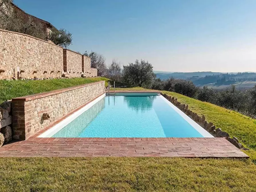 Immagine 3 di Appartamento in vendita  a San Gimignano