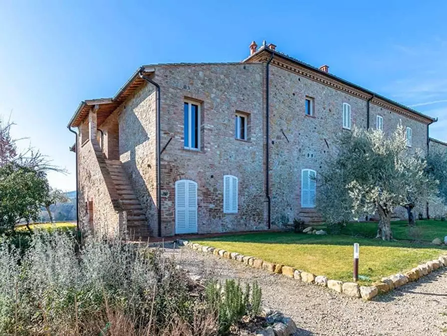 Immagine 16 di Appartamento in vendita  a San Gimignano