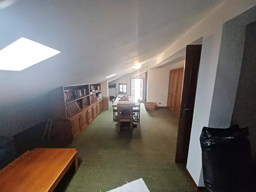 Immagine 40 di Villa in vendita  a Carrara