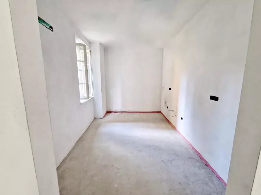 Immagine 15 di Appartamento in vendita  a Pisa