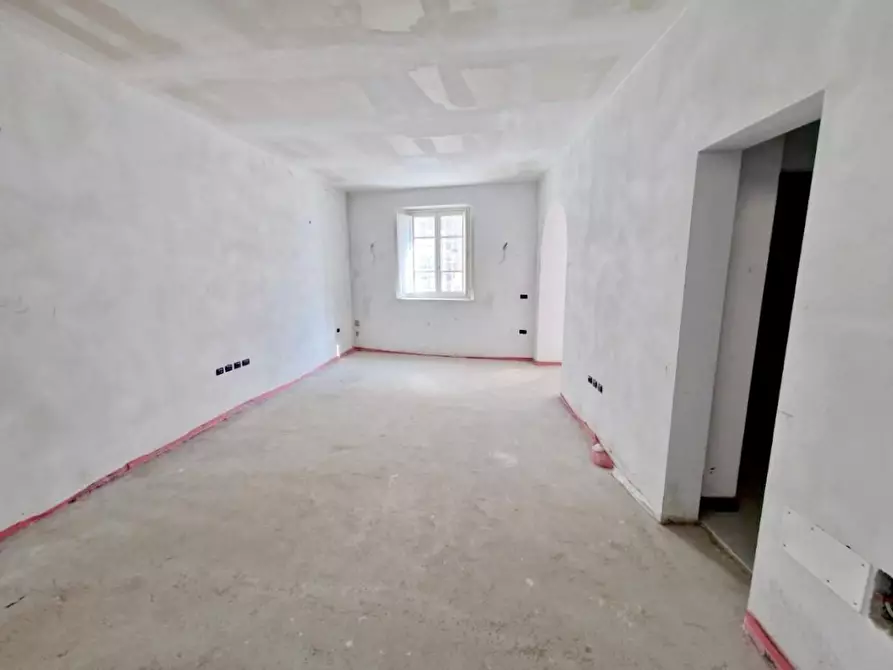 Immagine 2 di Appartamento in vendita  a Pisa