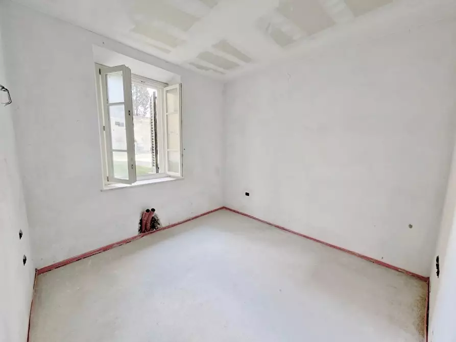 Immagine 16 di Appartamento in vendita  a Pisa