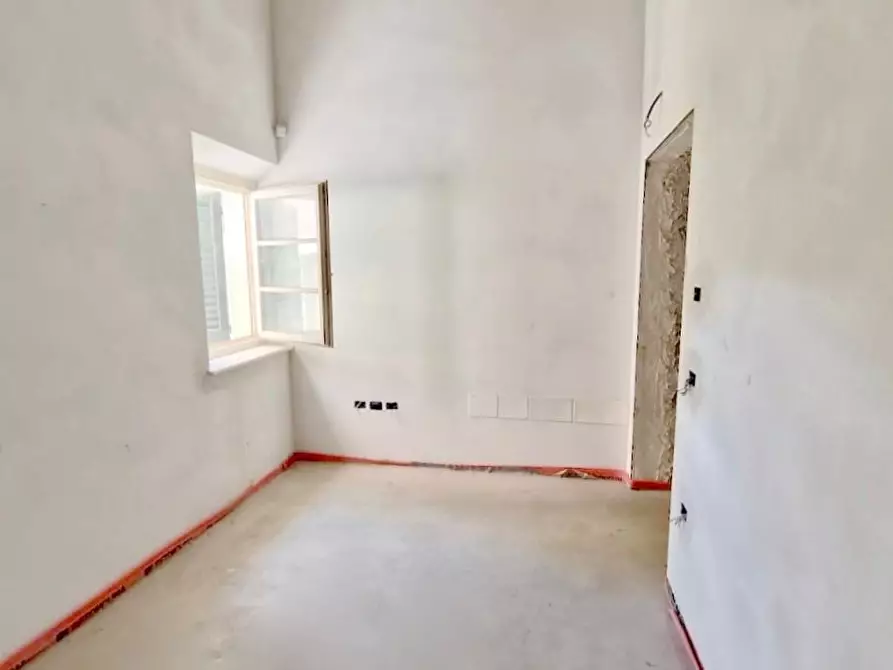 Immagine 9 di Appartamento in vendita  a Pisa