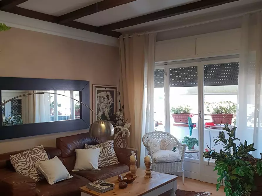 Immagine 21 di Appartamento in vendita  a Carrara