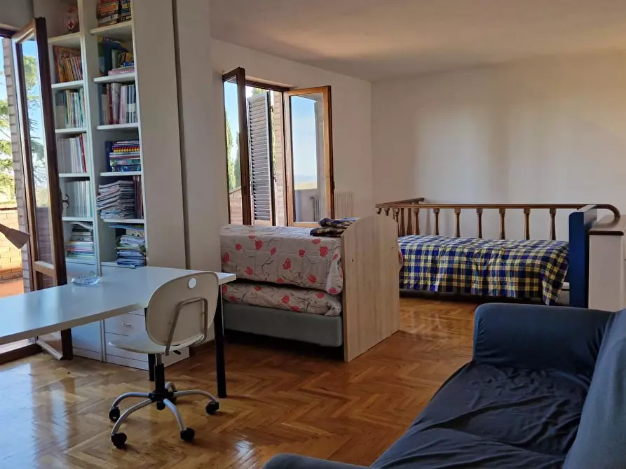 Immagine 35 di Porzione di casa in vendita  a Colle Di Val D'elsa