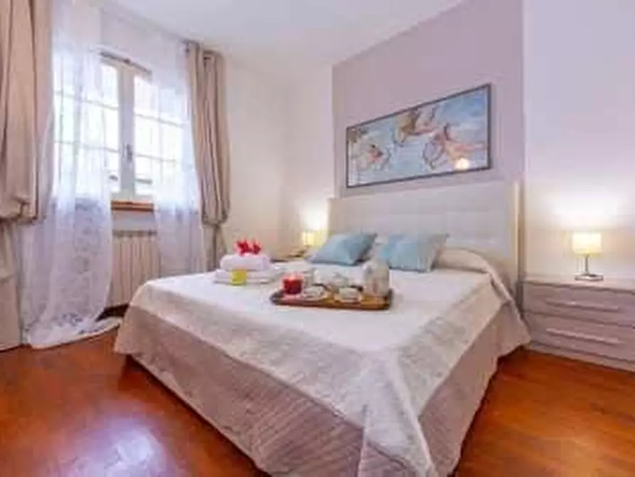 Immagine 18 di Villa in vendita  a Pietrasanta