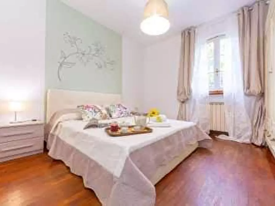 Immagine 22 di Villa in vendita  a Pietrasanta