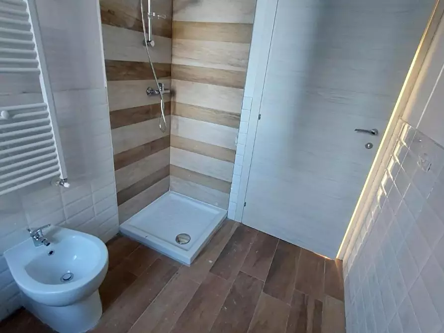 Immagine 12 di Appartamento in vendita  a Pontedera