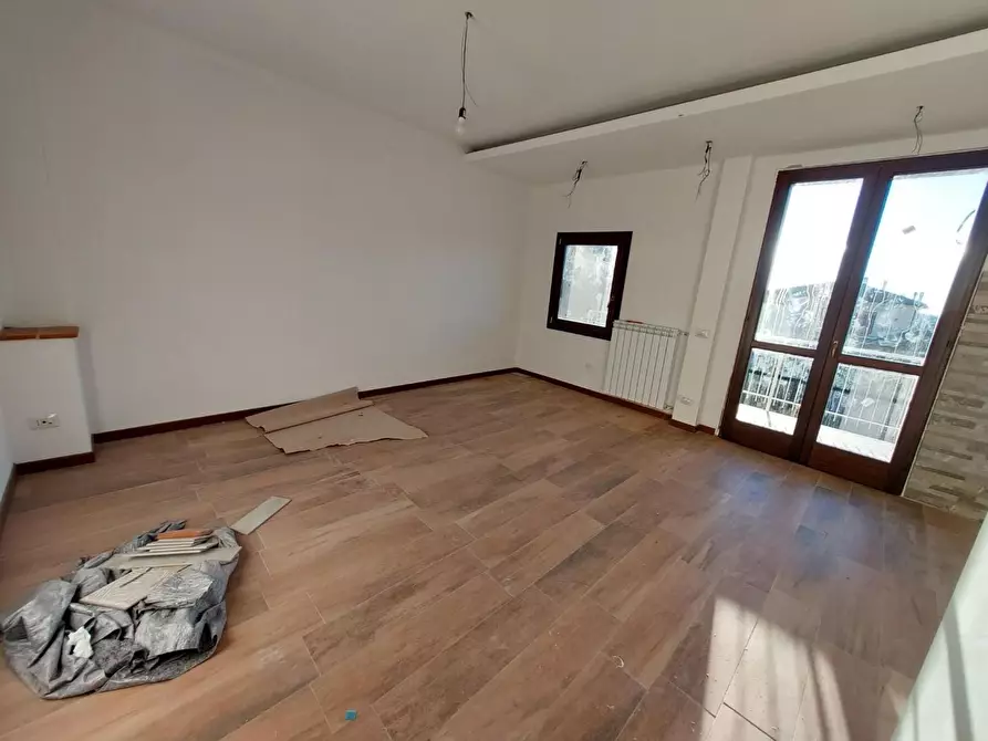 Immagine 7 di Appartamento in vendita  a Pontedera