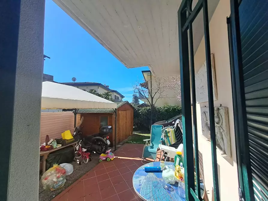 Immagine 28 di Casa indipendente in vendita  a Massa
